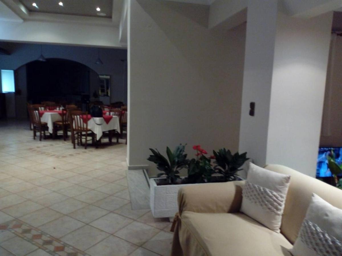 Horizon Blue Hotel Kini Buitenkant foto
